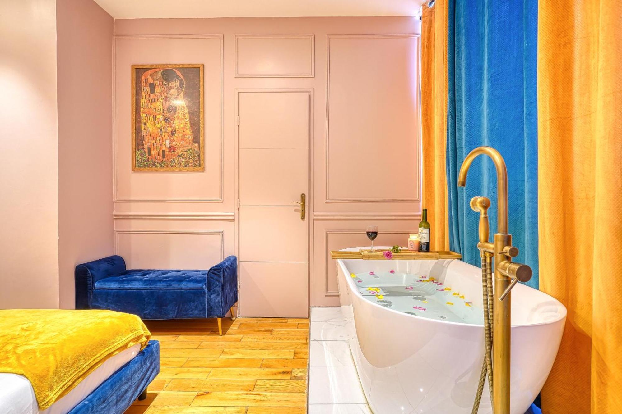 Suite Anna In Paris Republique Rum bild