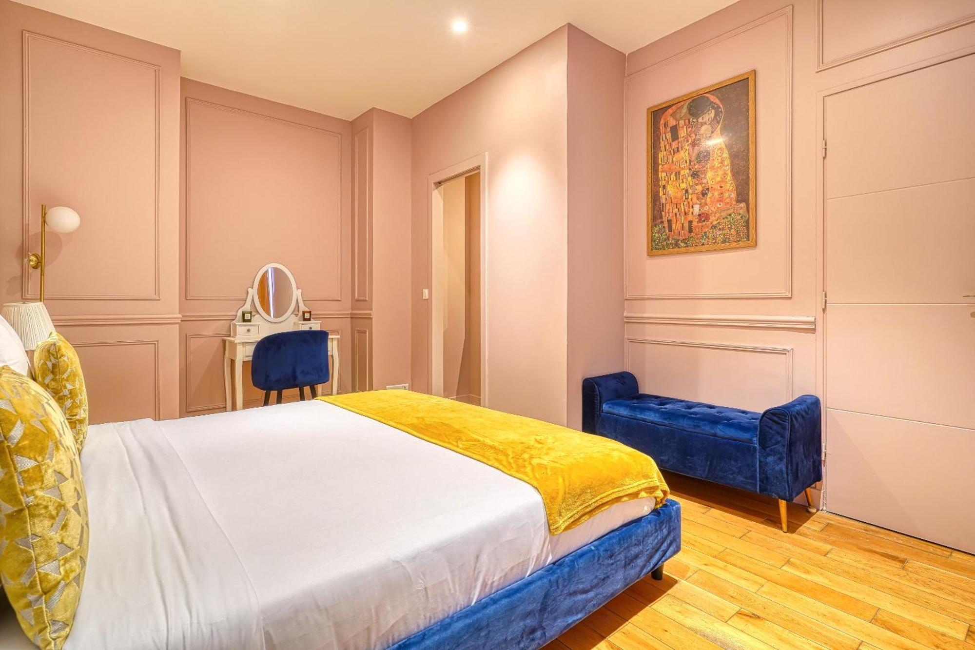 Suite Anna In Paris Republique Rum bild